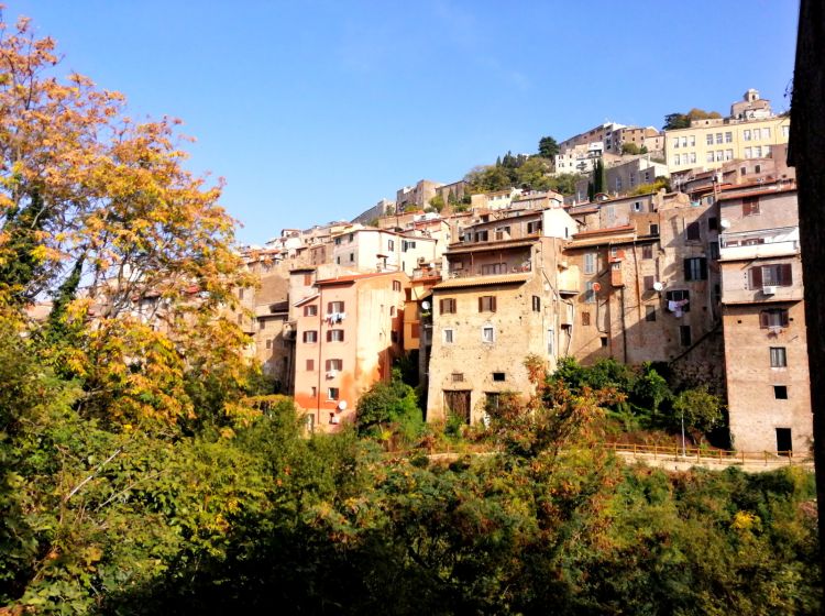 Quadrilocale in vendita, via Ninfina  94, Cori