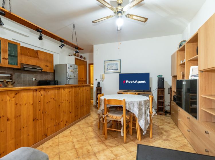 Bilocale in vendita, via Litteri  90, Aci Castello