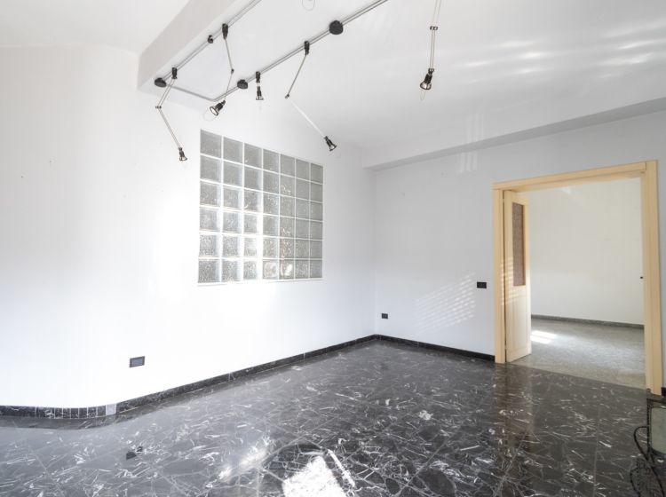 Appartamento in vendita, via Carlo V  219, Centro Storico, Catanzaro
