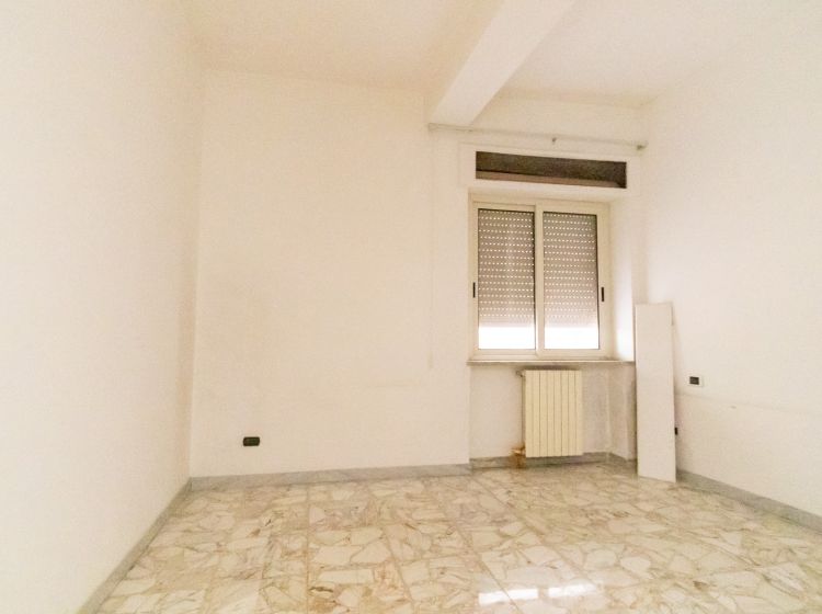 Appartamento in vendita, via Carlo V  219, Centro Storico, Catanzaro