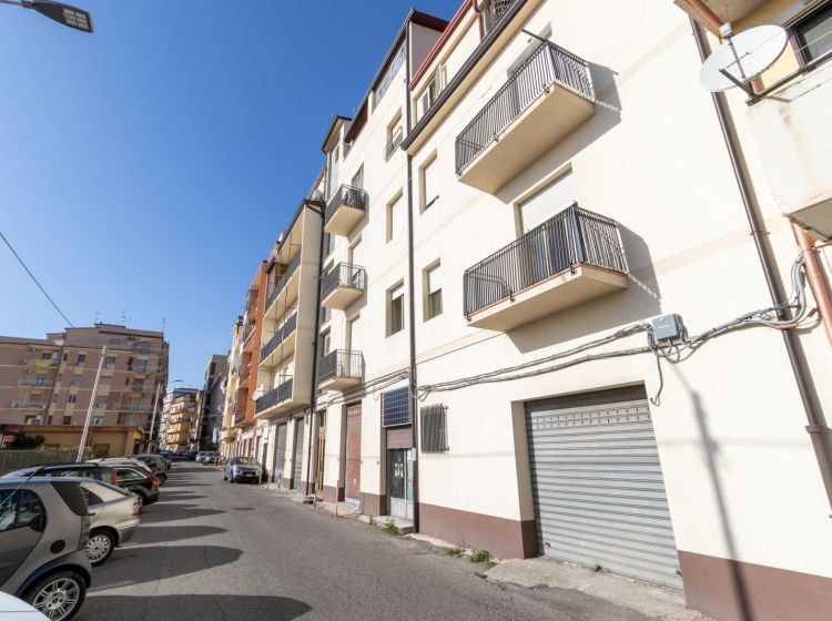 Appartamento in vendita, via Carlo V  219, Centro Storico, Catanzaro