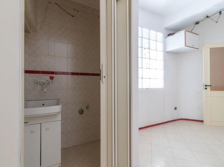 Appartamento in vendita, via Carlo V  219, Centro Storico, Catanzaro
