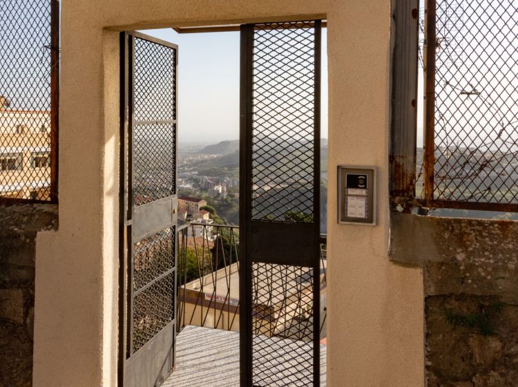 Appartamento in vendita, via Carlo V  219, Centro Storico, Catanzaro