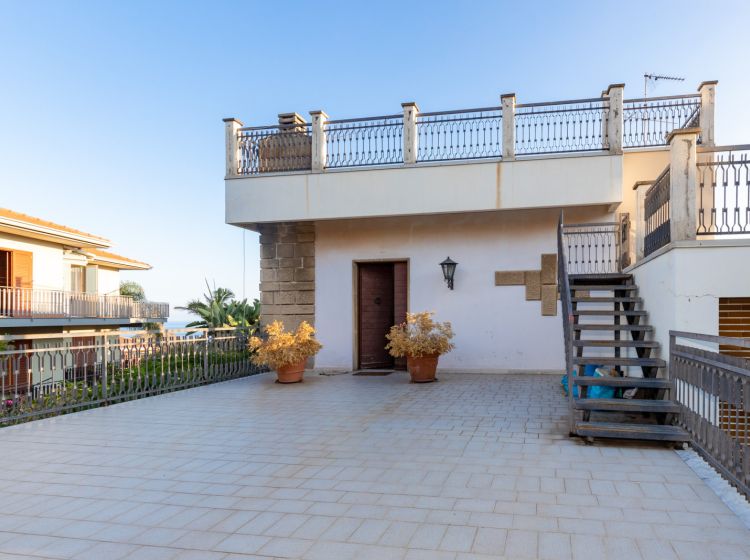 Villa in vendita, via Maganuco, Acitrezza, Aci Castello