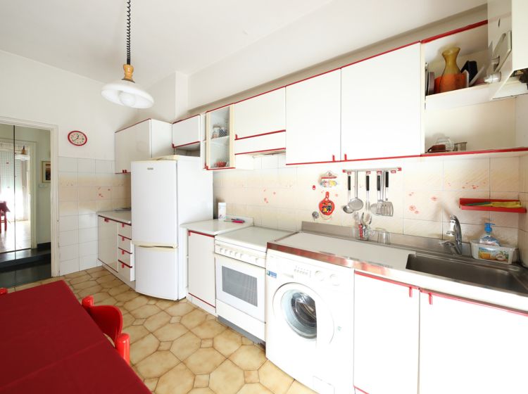 Bilocale in vendita, viale Virginia Centurione Bracelli  9, Marassi, Genova