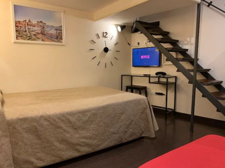 Monolocale in vendita, via Modena  30, Repubblica, Roma