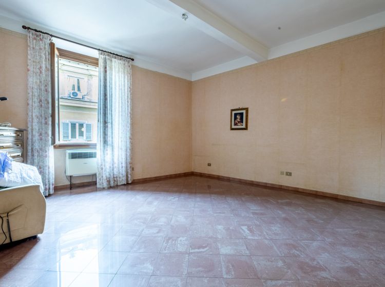 Quadrilocale in vendita, via Arenula  16, Centro Storico, Roma