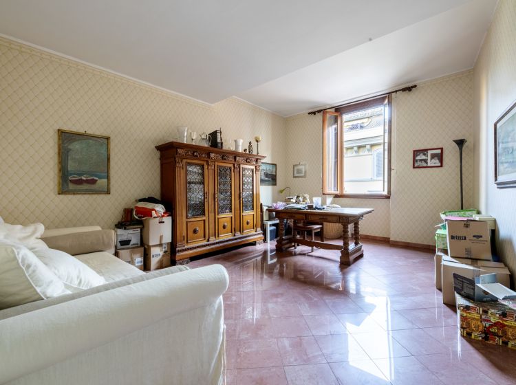 Quadrilocale in vendita, via Arenula  16, Centro Storico, Roma