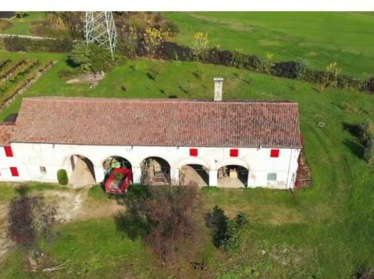 Casa colonica in vendita, via Montecchia  101, Feriole, Selvazzano Dentro