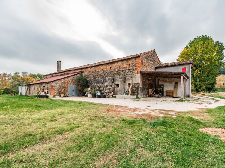 Casa colonica in vendita, via Montecchia  101, Feriole, Selvazzano Dentro