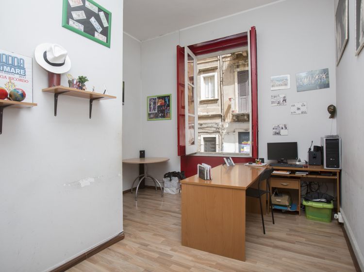 Laboratorio in vendita, via Asilo Sant'Agata  26, Corso Italia, Catania