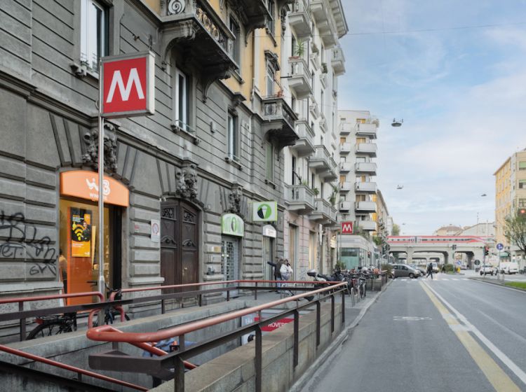 Ufficio in vendita, viale Monza  93, Rovereto, Milano