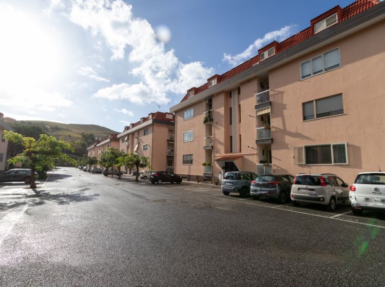 Mansarda in vendita, via Conti di Loritello  10, Santa Maria, Catanzaro