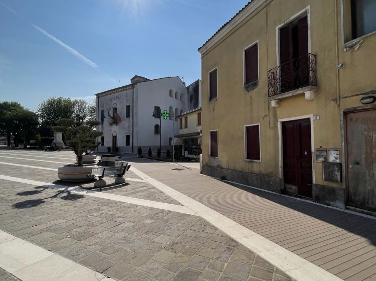 Trilocale in vendita, Piazza Umberto I  Albettone  VI  Italia, Albettone