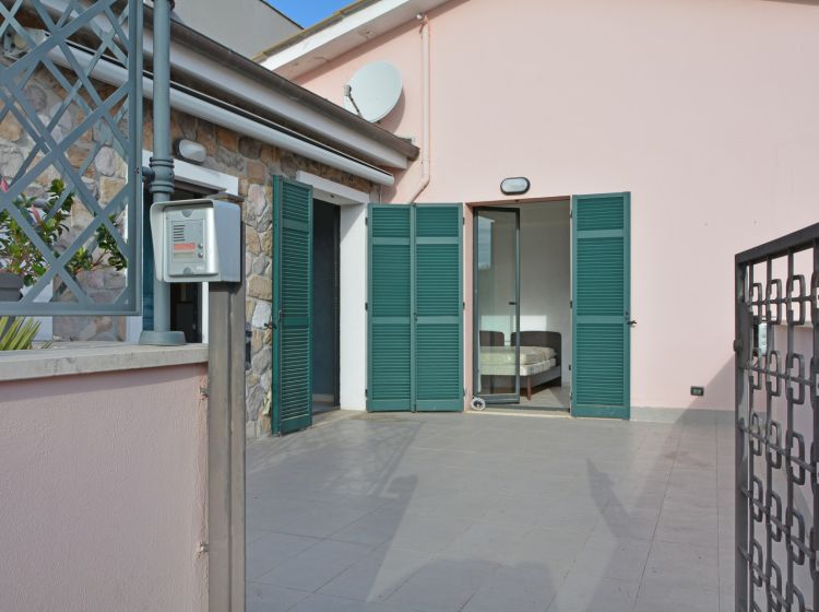 Bilocale in vendita, Strada per i Piani  6, Castellaro