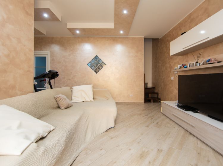Villa in vendita, via delle Ortensie  3, Pomezia