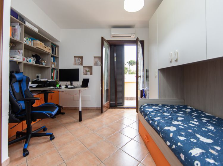 Villa in vendita, via delle Ortensie  3, Pomezia