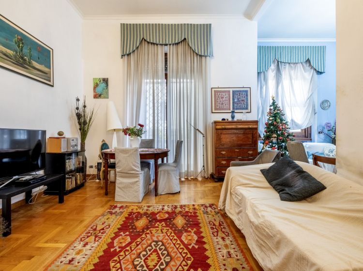 Quadrilocale in vendita, via Ravenna  11, Bologna, Roma