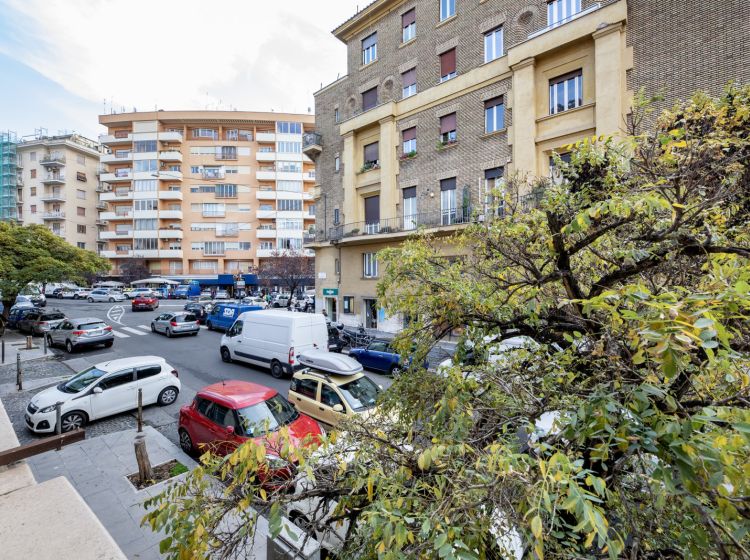 Quadrilocale in vendita, via Ravenna  11, Bologna, Roma