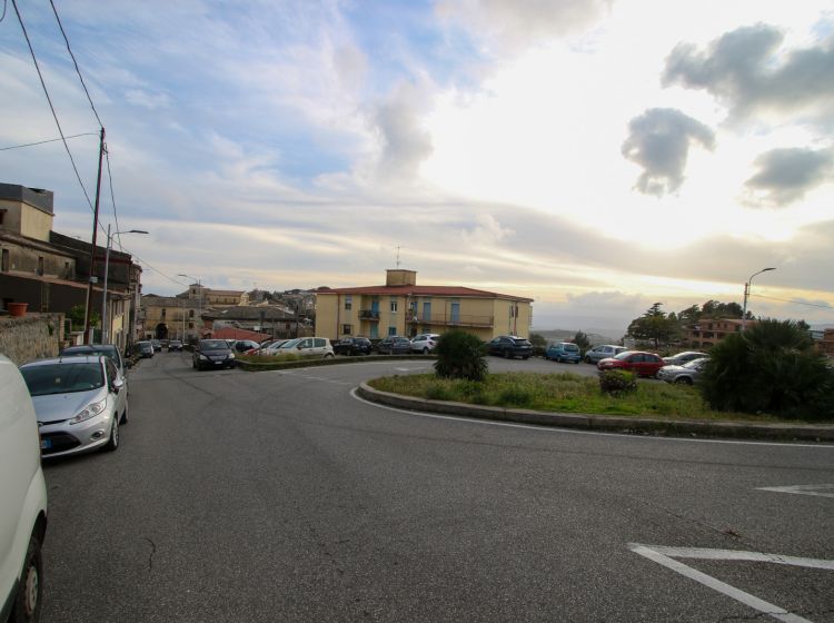 Magazzino o deposito in vendita, via per Gimigliano 24, Gagliano, Catanzaro