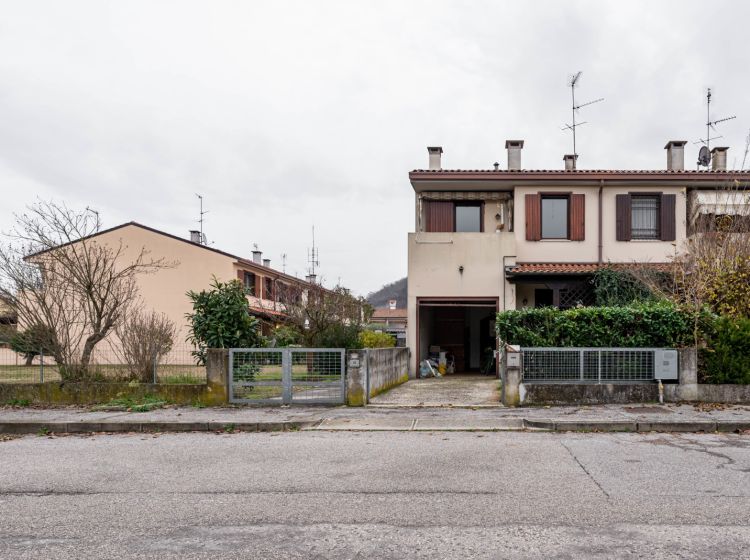 Villa in vendita, via delle Terme  12, Tramonte, Teolo