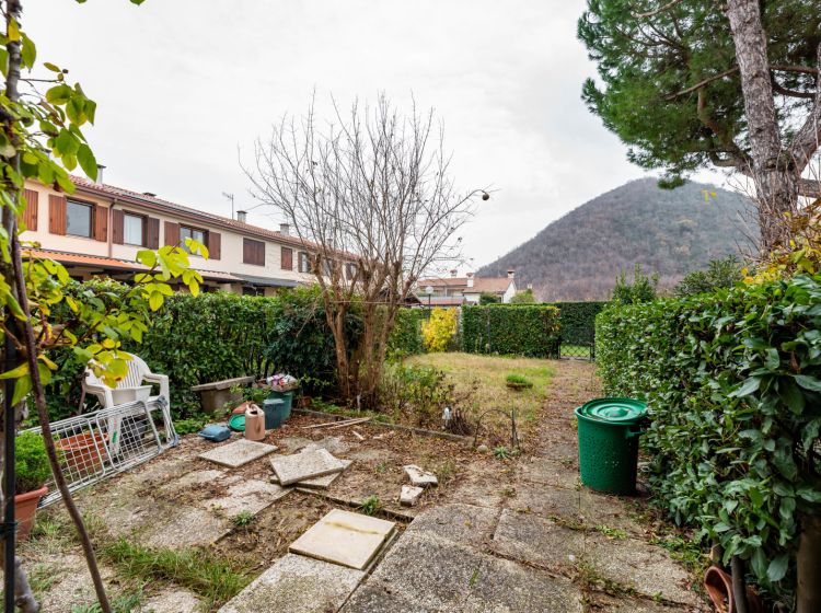 Villa in vendita, via delle Terme  12, Tramonte, Teolo