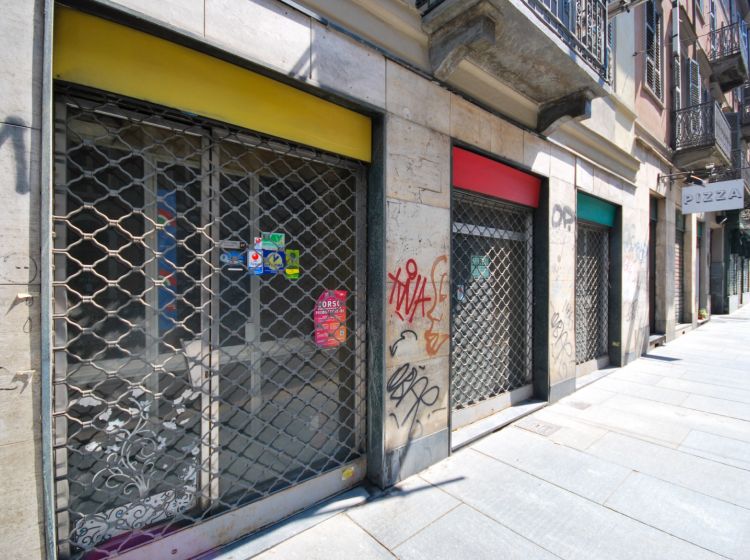 Negozio in affitto, via Accademia Albertina  27, Centro, Torino