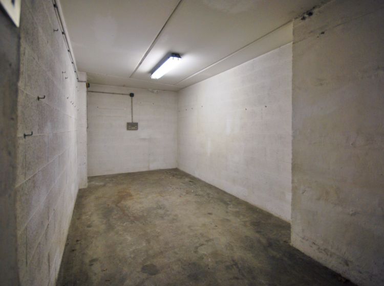Box / Garage in vendita, via Bard  13, Pozzo Strada, Torino