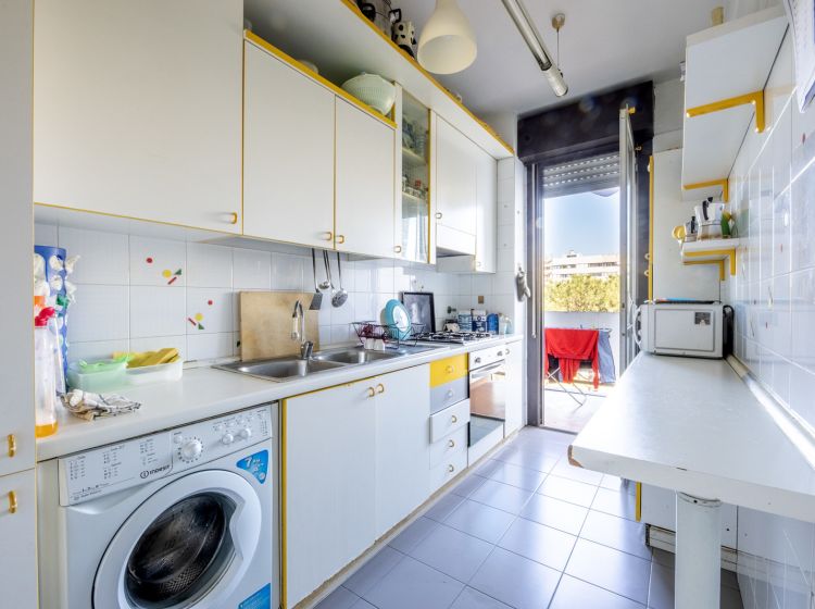 Quadrilocale in vendita, via Mario Rossi Tancredi  29, Cecchignola, Roma