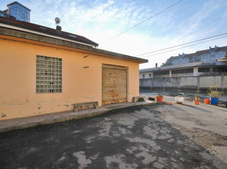 Magazzino o deposito in vendita, Corso Lombardia 169, Lucento, Torino
