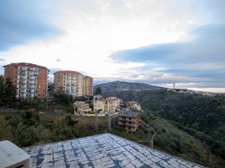 Quadrilocale in vendita, via Giuseppe Schipani  118, San Leonardo, Catanzaro