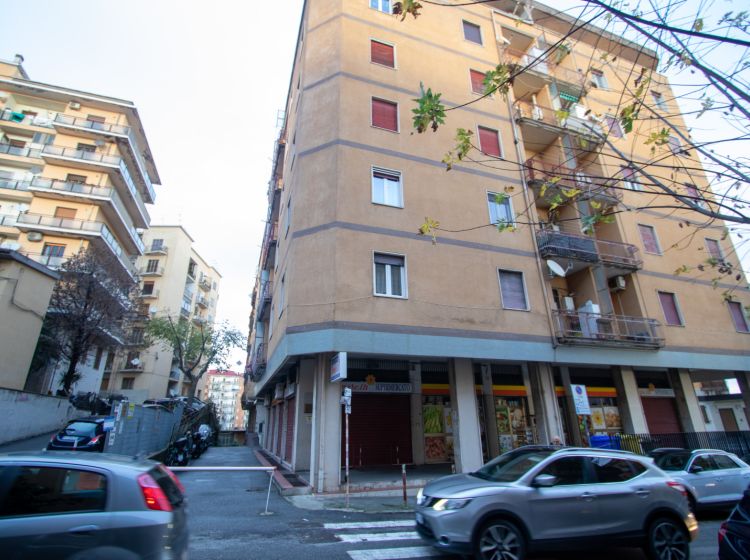 Quadrilocale in vendita, via Giuseppe Schipani  118, San Leonardo, Catanzaro