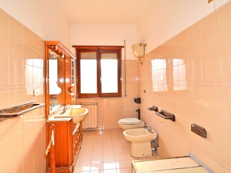 Quadrilocale in vendita, via delle Ninfee  3, Priverno