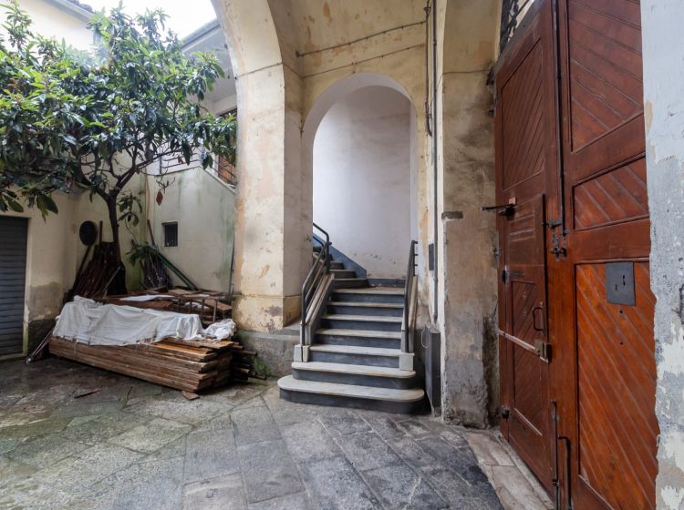 Bilocale in vendita, via Giuseppe Casalnuovo 2, Centro Storico, Catanzaro