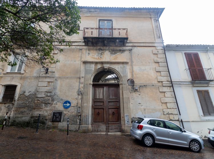 Bilocale in vendita, via Giuseppe Casalnuovo 2, Centro Storico, Catanzaro