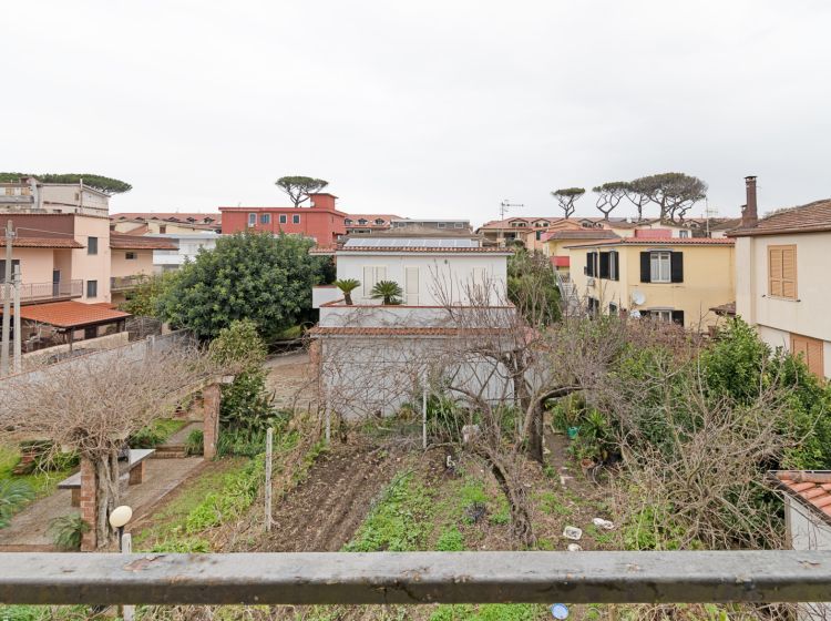 Villa in vendita, via Staffetta  46, Lago Patria, Giugliano In Campania