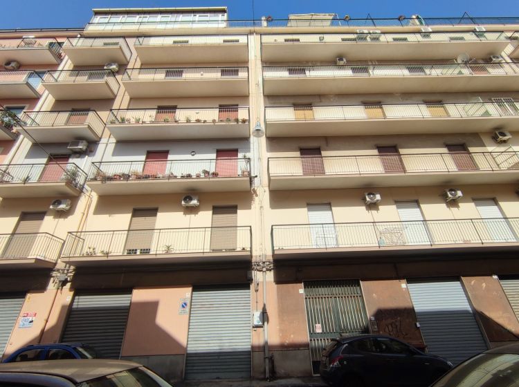 Trilocale in vendita, via Pacinotti  27, Acireale