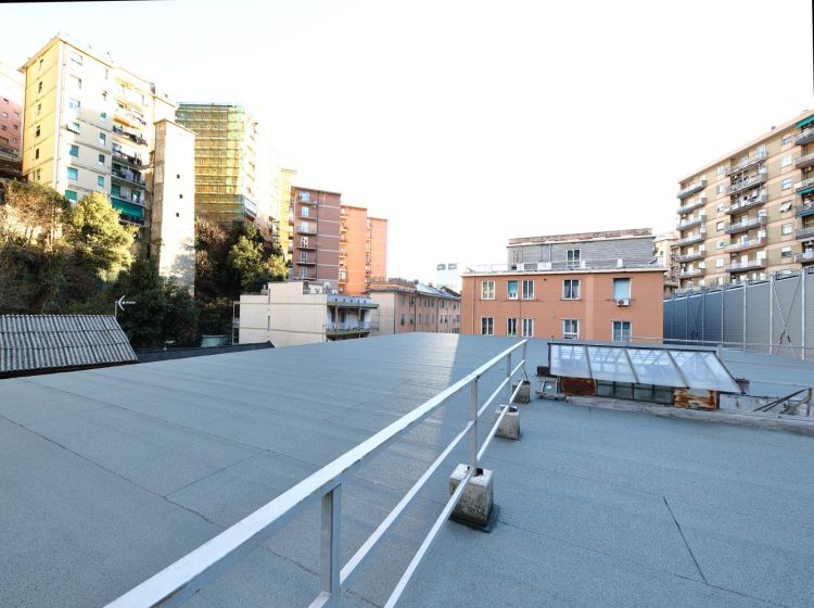 Stabile o palazzo in vendita, via San Bartolomeo del Fossato  16, Sampierdarena, Genova