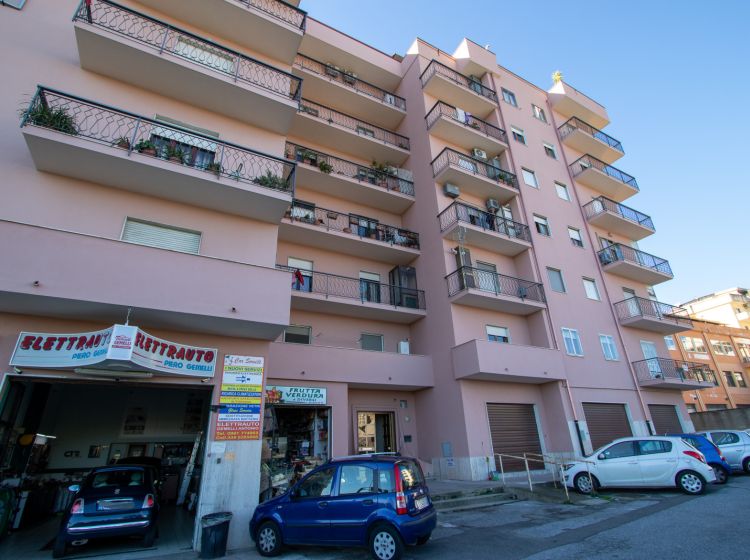 Quadrilocale in vendita, viale Vincenzo de Filippis  292, De Filippis, Catanzaro