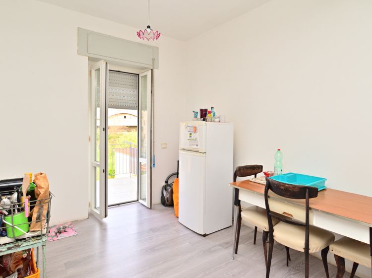 Trilocale in vendita, via Mincio  50, Quartiere Europa, Latina