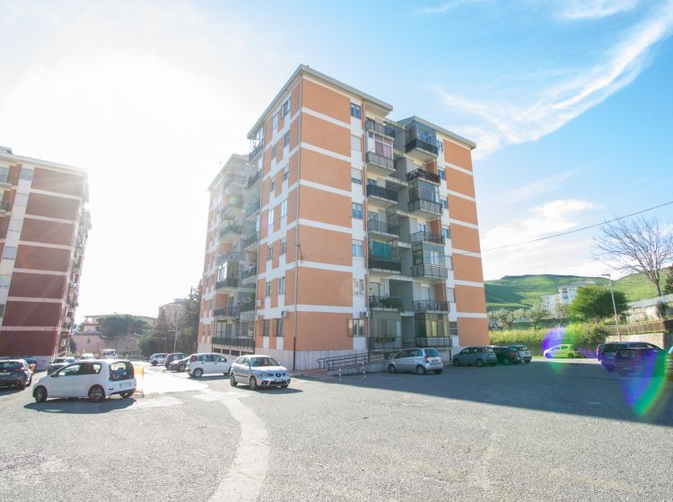 Quadrilocale in vendita, via Pietro Mancini  5, Sala, Catanzaro