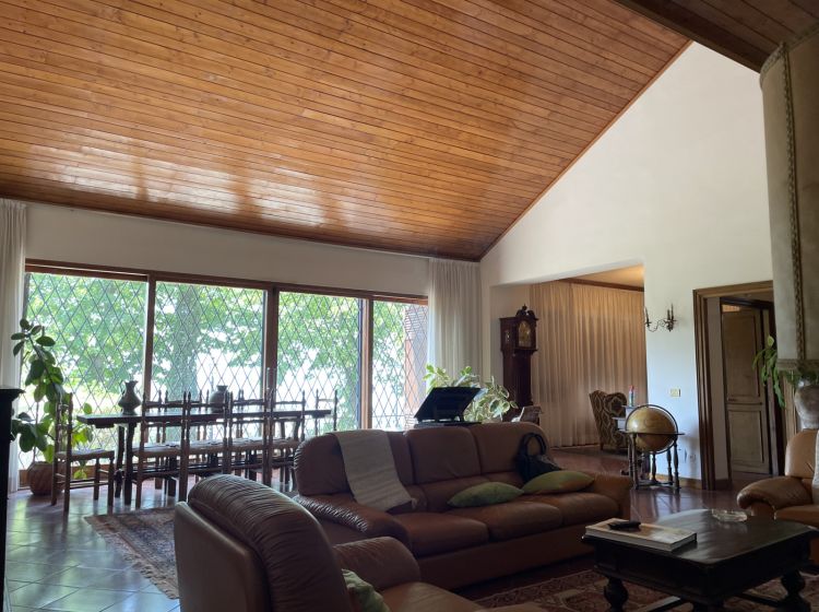 Villa in vendita, via Pineta 11, Catino, Poggio Catino