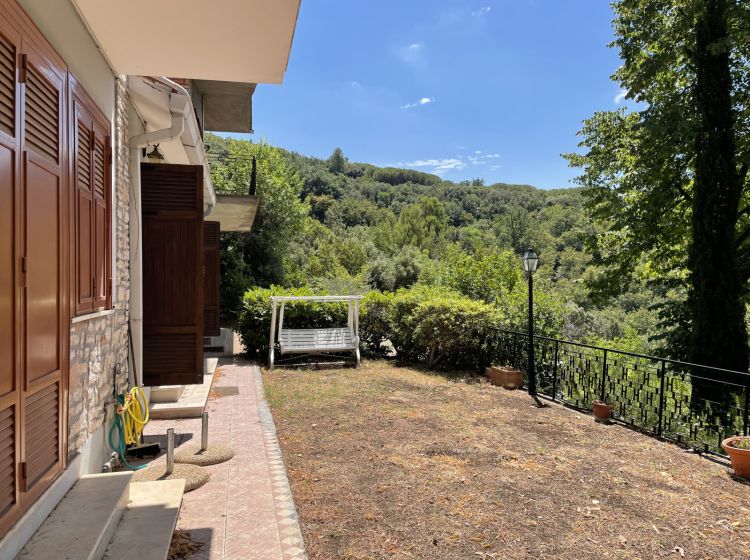 Villa in vendita, via Pineta  11, Catino, Poggio Catino