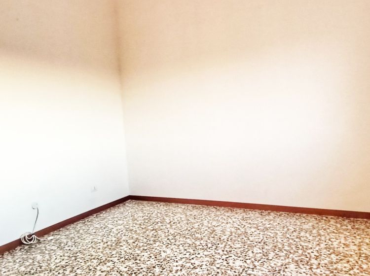 Trilocale in vendita, viale Martiri della Libertà  34, Mede