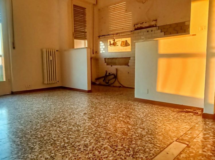 Trilocale in vendita, viale Martiri della Libertà  34, Mede