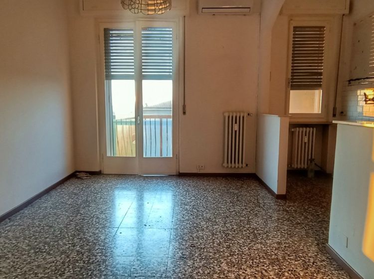 Trilocale in vendita, viale Martiri della Libertà  34, Mede