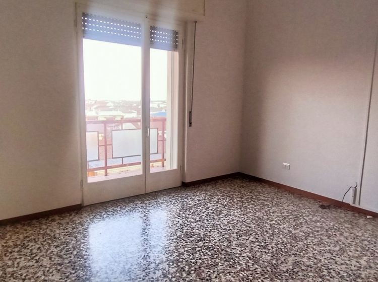 Trilocale in vendita, viale Martiri della Libertà  34, Mede