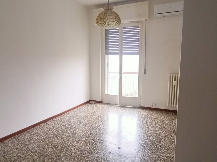 Trilocale in vendita, viale Martiri della Libertà  34, Mede