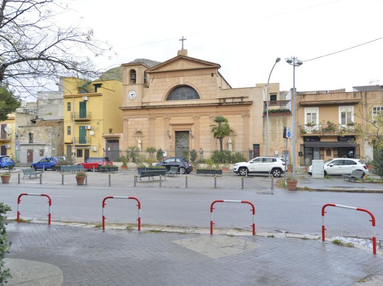 Attività / Licenza in vendita, Piazza Natale Tommaso  201, Tommaso Natale, Palermo