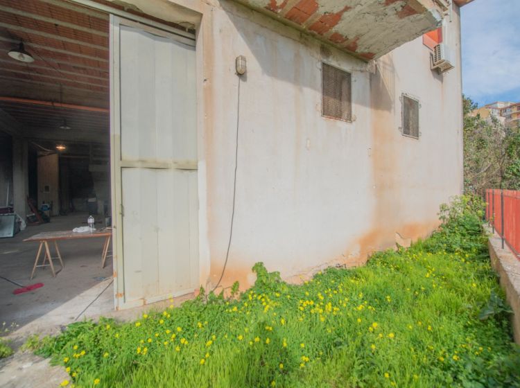 Magazzino o deposito in vendita, Corso Pietro Pisani  294, Calatafimi Bassa, Palermo
